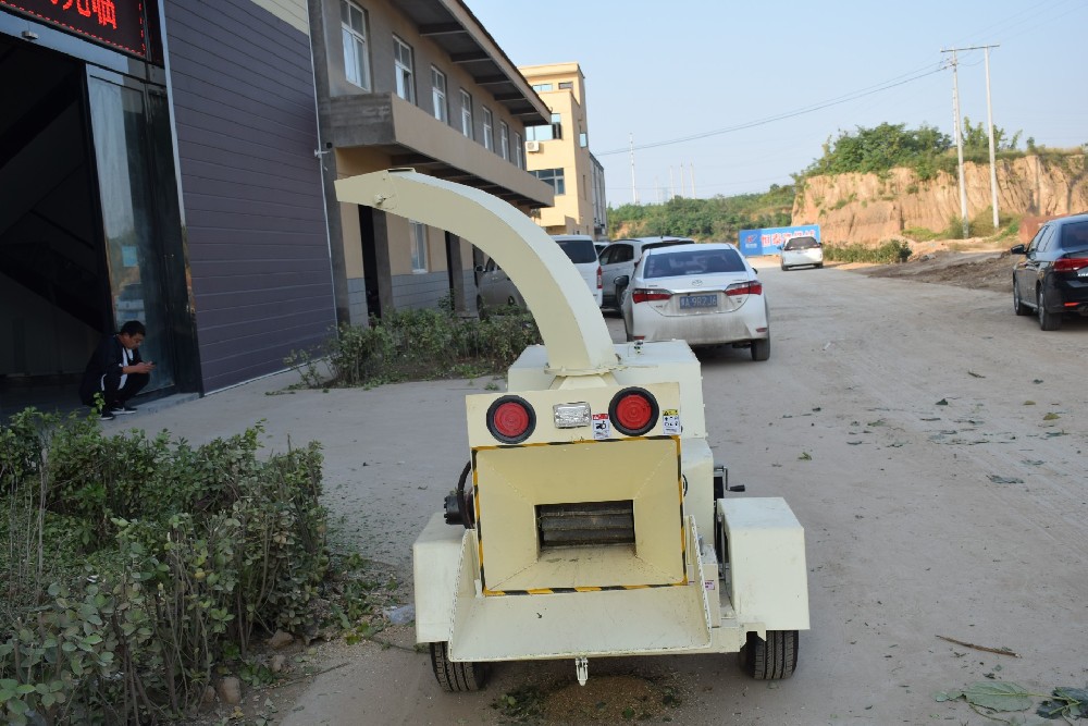 多功能樹枝粉碎機